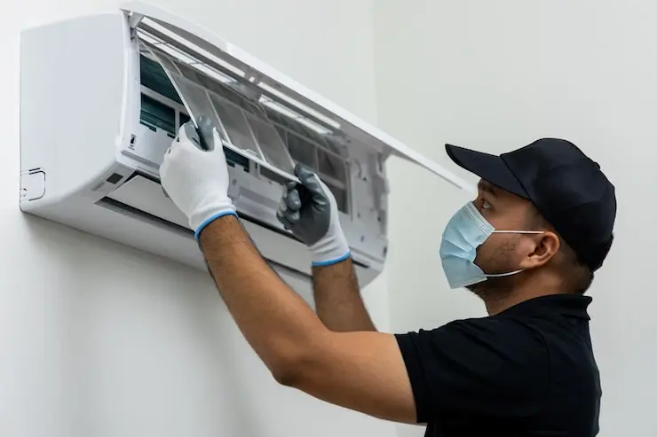 Serviço de manutenção de ar condicionado